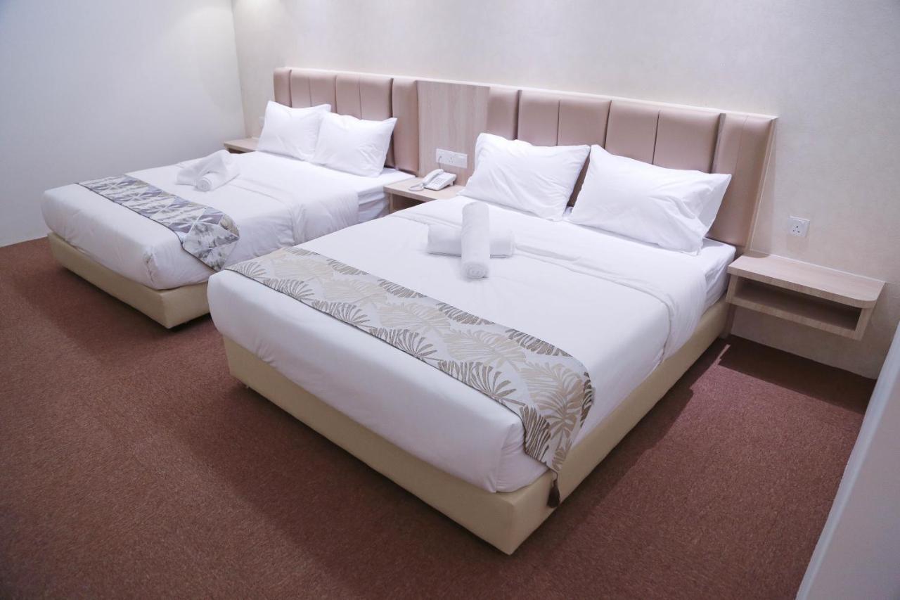 Top Holiday Hotel Seri Kembangan Eksteriør billede