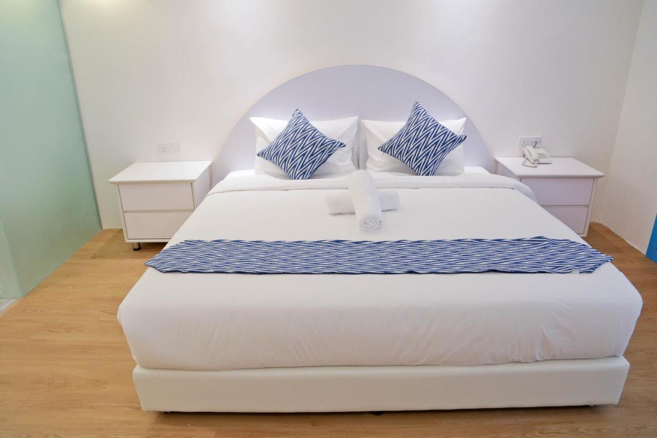 Top Holiday Hotel Seri Kembangan Eksteriør billede