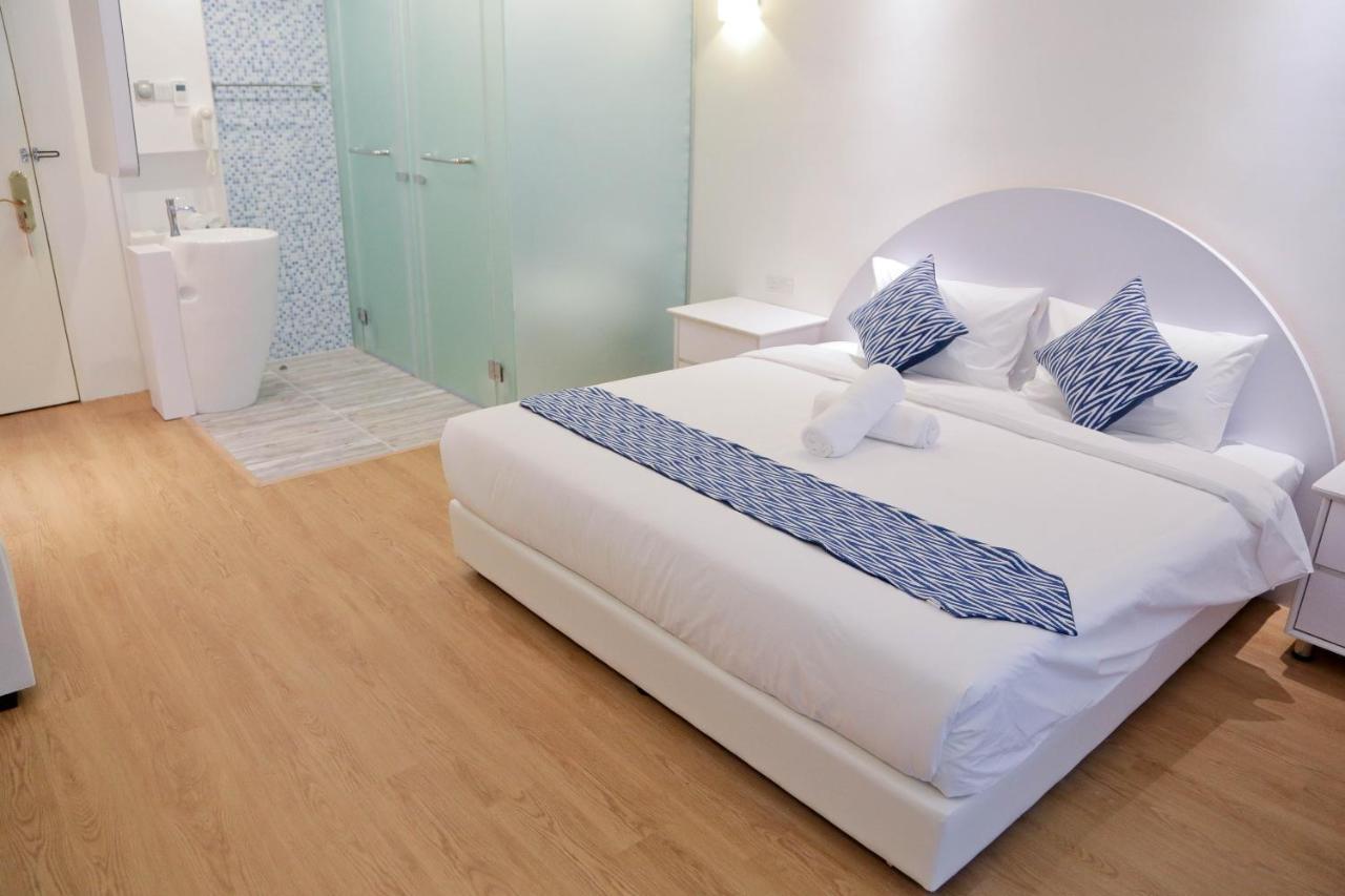 Top Holiday Hotel Seri Kembangan Eksteriør billede