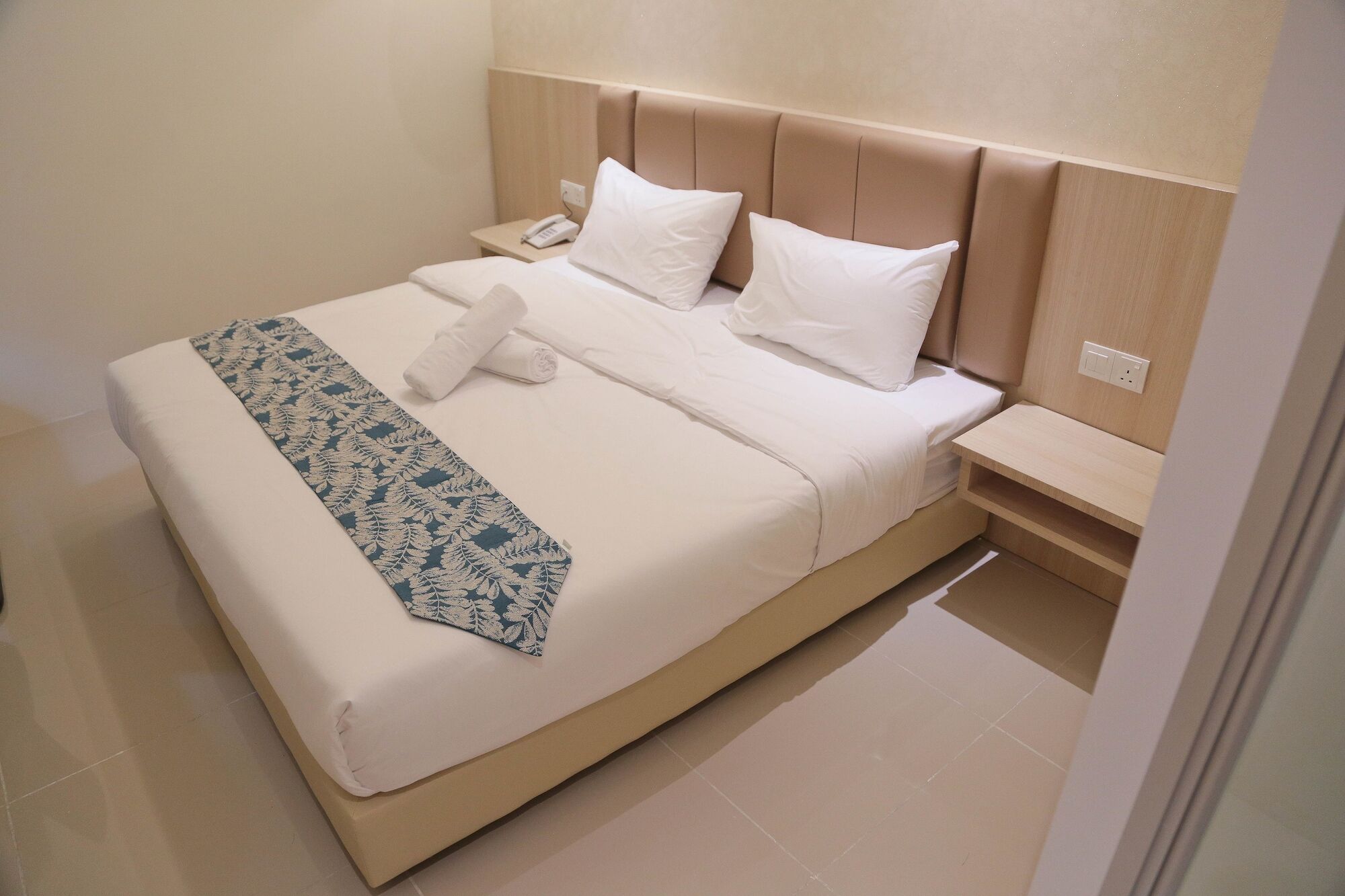 Top Holiday Hotel Seri Kembangan Eksteriør billede
